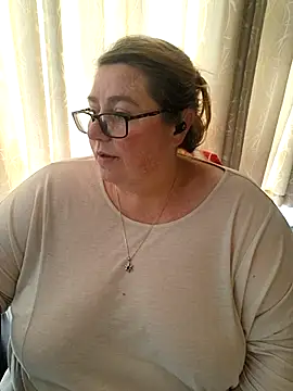 Iceprincess2bad4u's Live XXX Chat