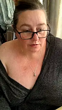 Chat +18 de Iceprincess2bad4u ao vivo