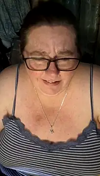 Czat XXX na żywo – Iceprincess2bad4u