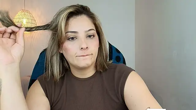 YummyAnna_ – Naživo XXX chat