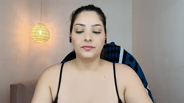 YummyAnna_'s Live XXX Chat