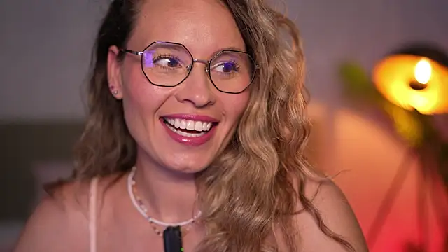 BrandyWhite 라이브 XXX 채팅