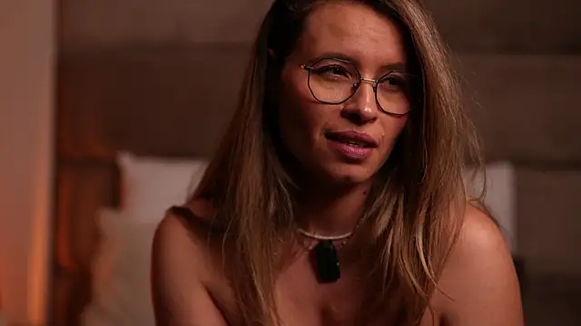 Chat +18 de BrandyWhite ao vivo