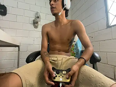 Pertunjukan Kamera Web Max_TheHorseDick