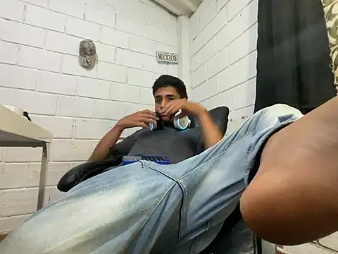 Max_TheHorseDick 웹캠 쇼