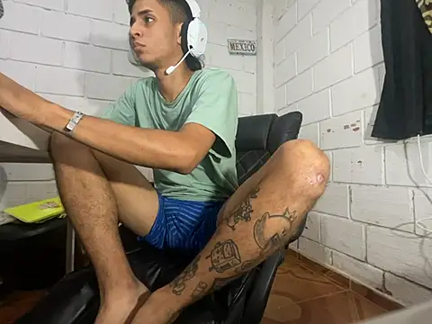 Max_TheHorseDick 网络视讯表演