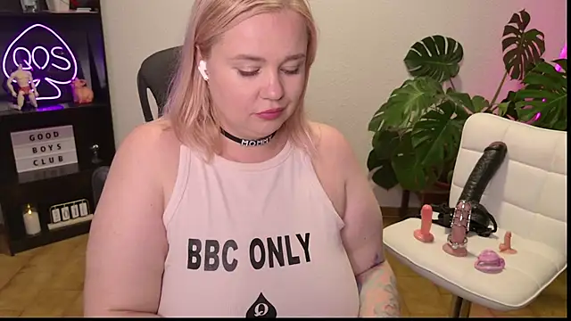 Chat XXX en directo de MargotGrey