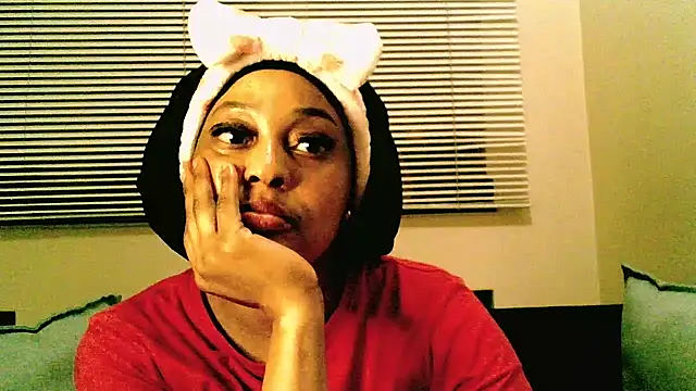 ORUOMA Live XXX-Chat