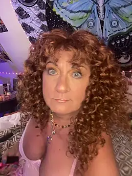 SuzyCatzz Live XXX-Chat