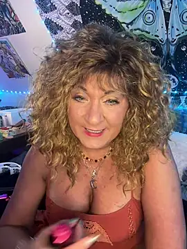SuzyCatzz – Live XXX-chat