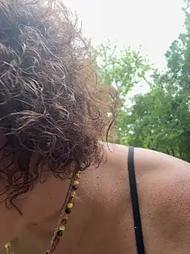 צ'אט XXX בשידור חי של SuzyCatzz