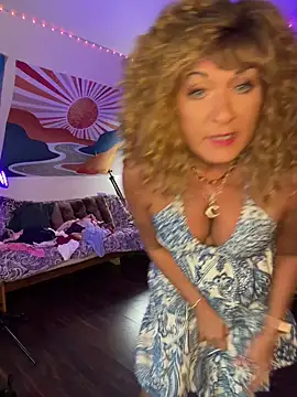 SuzyCatzz Adlı Modelin Web Kamerası Şovu