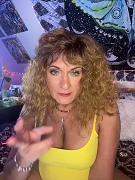 SuzyCatzz Live XXX-Chat