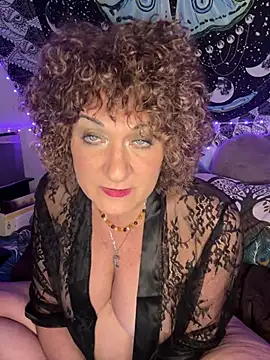 Chatroom XXX en direct de SuzyCatzz