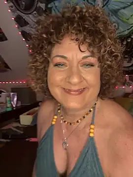 SuzyCatzz Live XXX-Chat