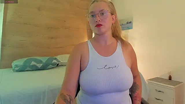 halaaa_1 Chat XXX in diretta