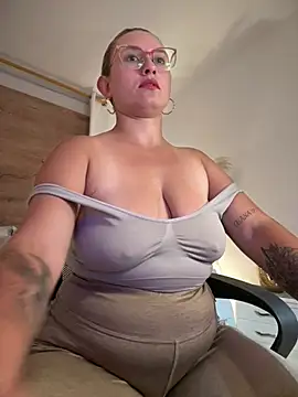 halaaa_1's Webcam Show