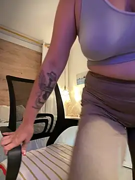 halaaa_1 Webcam Show