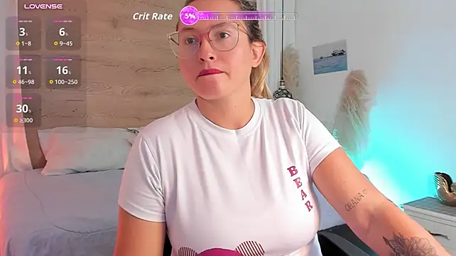 halaaa_1 Show in webcam