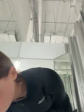-AngelAri- webkamerás műsora