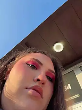 babyizzie's Webcam Show