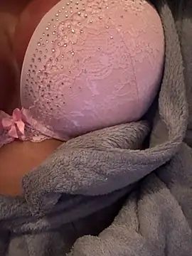 F3ckd0lllucy's Webcam Show