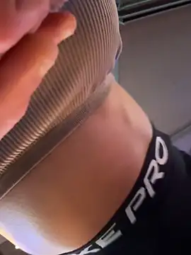 F3ckd0lllucy's Webcam Show