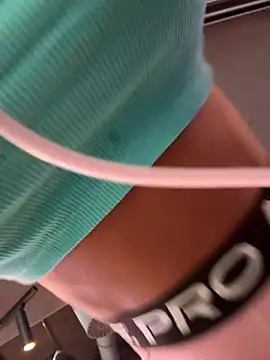 F3ckd0lllucy Webcam-Show