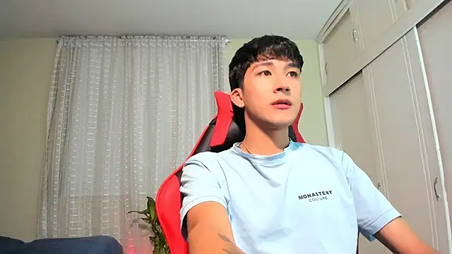 tom_Howard Show Webcam