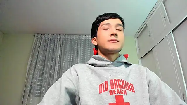 tom_Howard webcam show