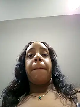 Maya_Lewis 실시간 채팅방