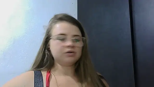HellenMiyer1111's Live XXX Chat