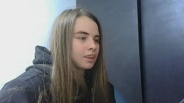 HellenMiyer1111 – Naživo XXX chat