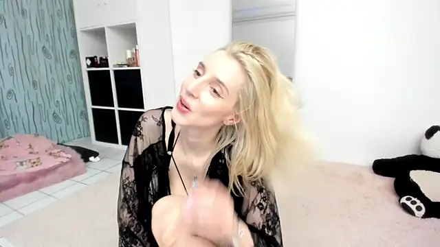 KenzieDawton webkamerás műsora