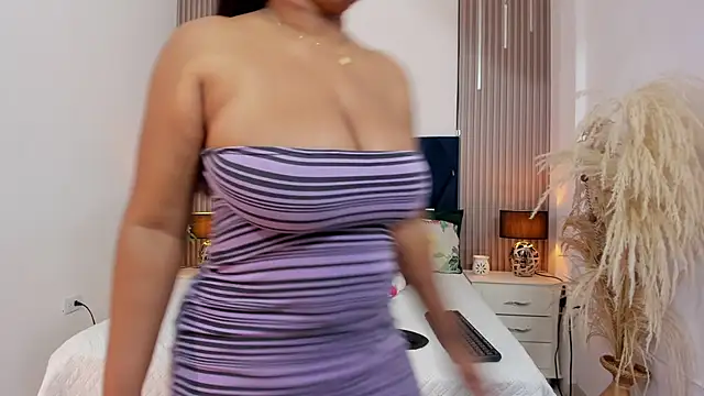 gabytyara2's Live XXX Chat