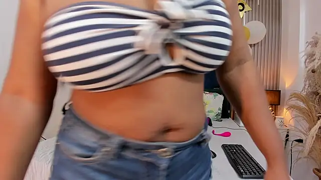 gabytyara2 Live XXX Chat