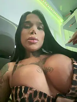 12INCHXIMENAXXX Adlı Modelin Web Kamerası Şovu