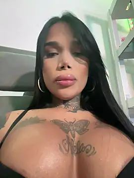 Show de 12INCHXIMENAXXX na webcam
