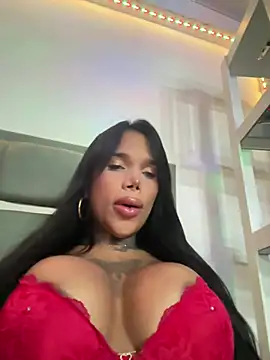 הופעת וובקאם של 12INCHXIMENAXXX