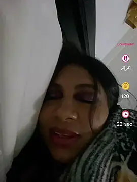 CyBettyboop's Live XXX Chat