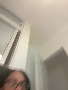 Chat soba uživo modela Chaniita