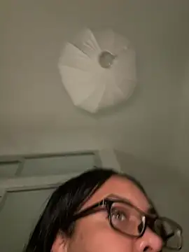 XXX chat uživo modela Chaniita
