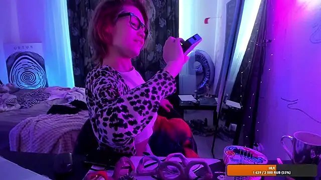 Webkamerová show AnnexedPistol