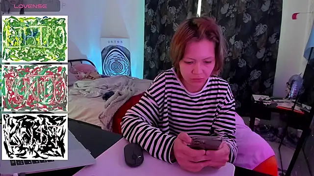 AnnexedPistol Show in webcam