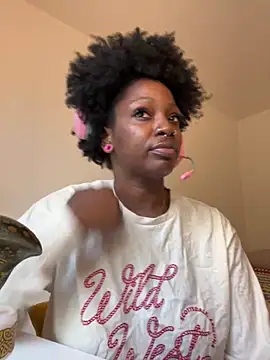 mochakaia's Webcam Show