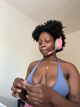 mochakaia's Live XXX Chat