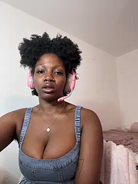 Chat XXX en directo de mochakaia
