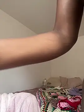 mochakaia's Webcam Show