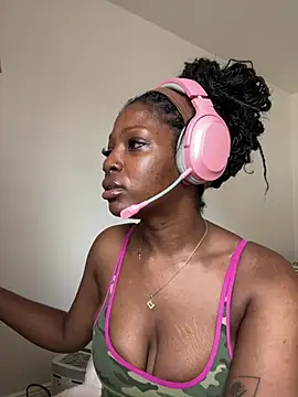 Chat +18 de mochakaia ao vivo