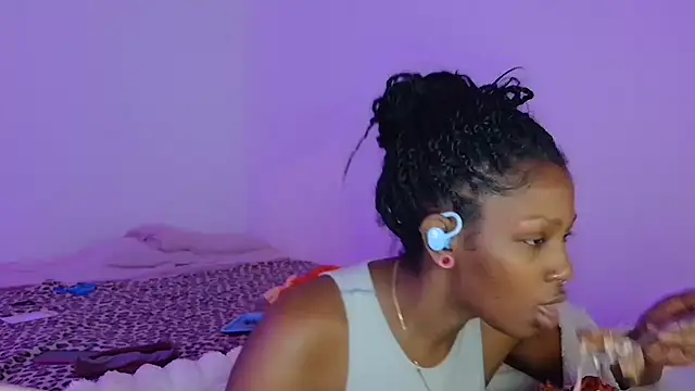 צ'אט XXX בשידור חי של mochakaia
